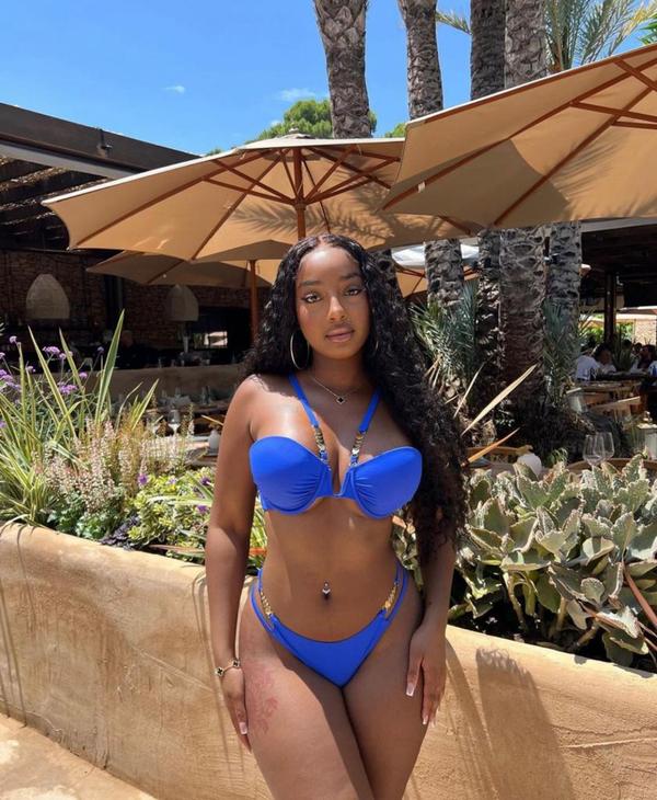 Fiamma Segreta Scopri il Desiderio che Ti Accende Dentro